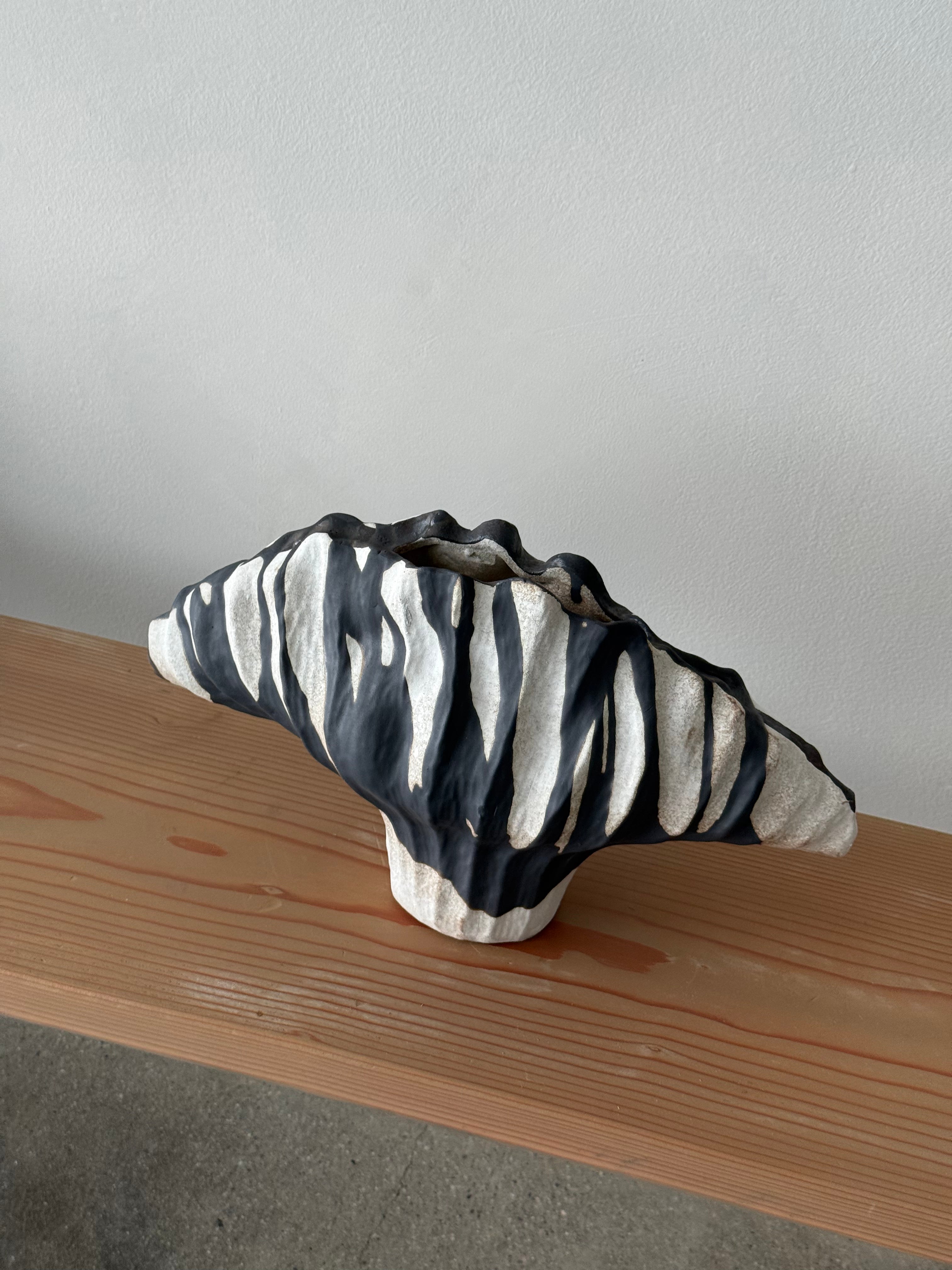 Croissant Vase-3